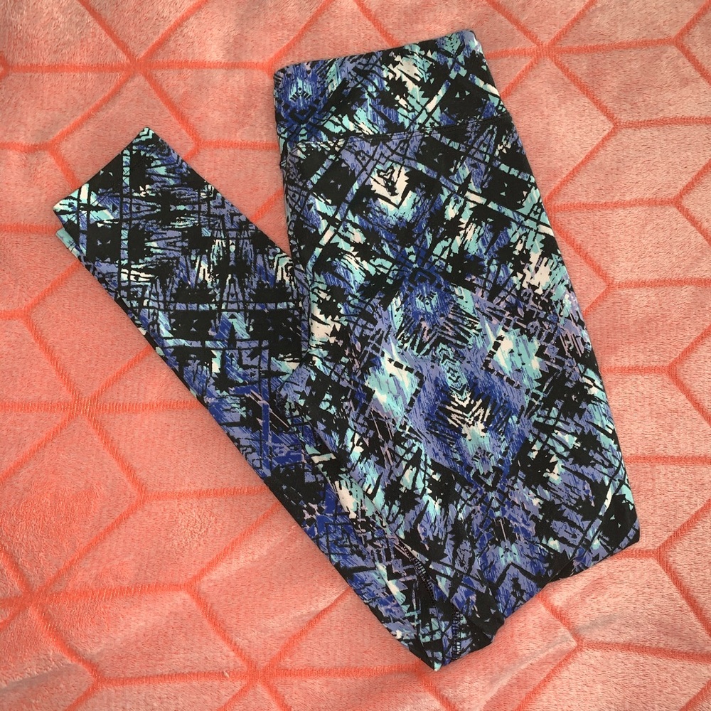 Boho patterned workout leggings